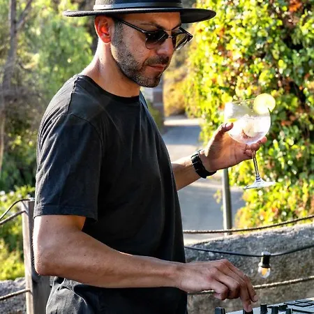 La 3*